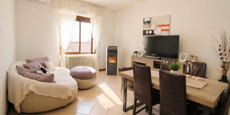 WhatsApp Image 2026-04-16 at 12.20.18