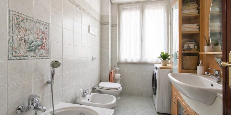 WhatsApp Image 2026-04-20 at 10.44.08