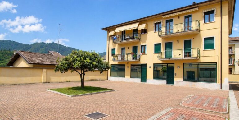 WhatsApp Image 2026-04-21 at 15.00.27